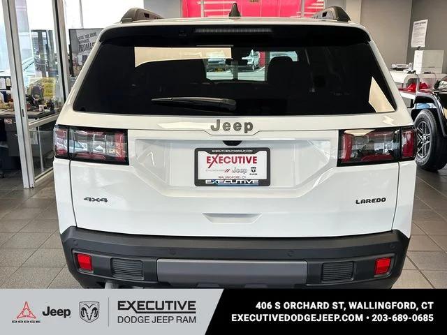 2026 Jeep Cherokee Laredo 4x4