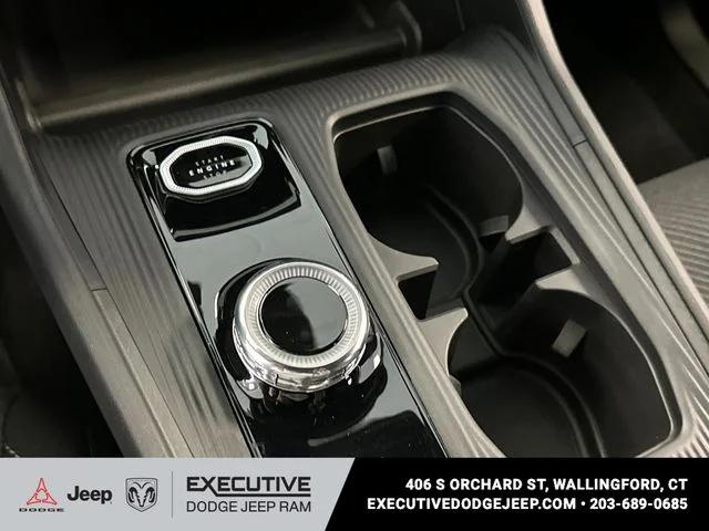 2026 Jeep Cherokee Laredo 4x4