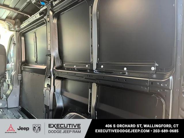 2026 Ram ProMaster Cargo Van Tradesman Low Roof 136 WB w/Pass Seat