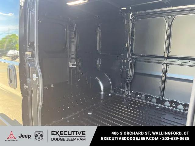 2026 Ram ProMaster Cargo Van Tradesman Low Roof 136 WB w/Pass Seat