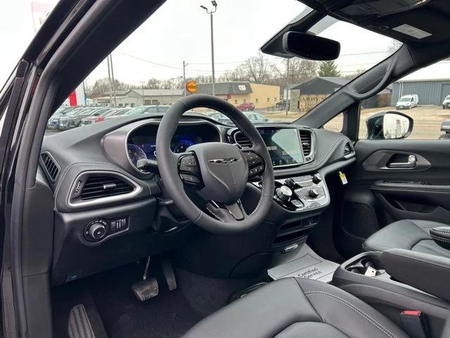 2026 Chrysler Pacifica Select AWD