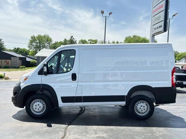 2026 Ram ProMaster Cargo Van Tradesman Low Roof 118" WB w/Pass Seat