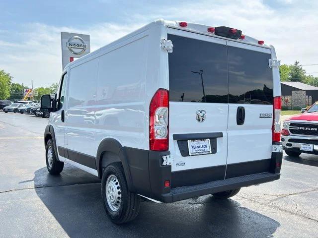 2026 Ram ProMaster Cargo Van Tradesman Low Roof 118" WB w/Pass Seat