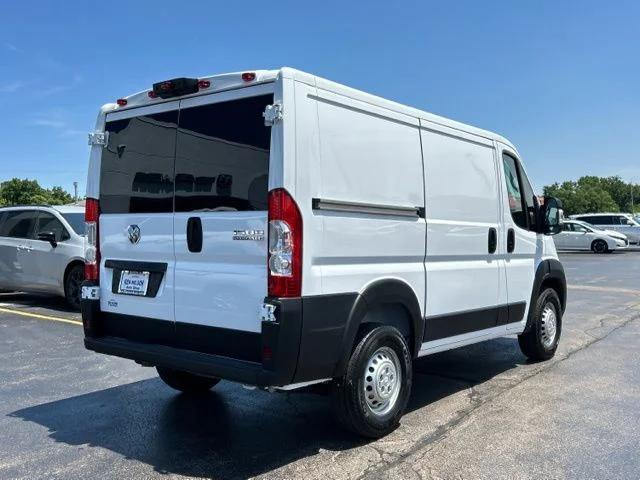 2026 Ram ProMaster Cargo Van Tradesman Low Roof 118" WB w/Pass Seat