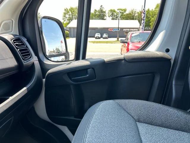 2026 Ram ProMaster Cargo Van Tradesman Low Roof 118" WB w/Pass Seat