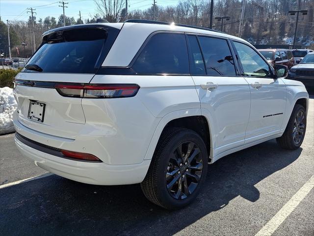 2026 Jeep Grand Cherokee GRAND CHEROKEE LIMITED RESERVE 4X4