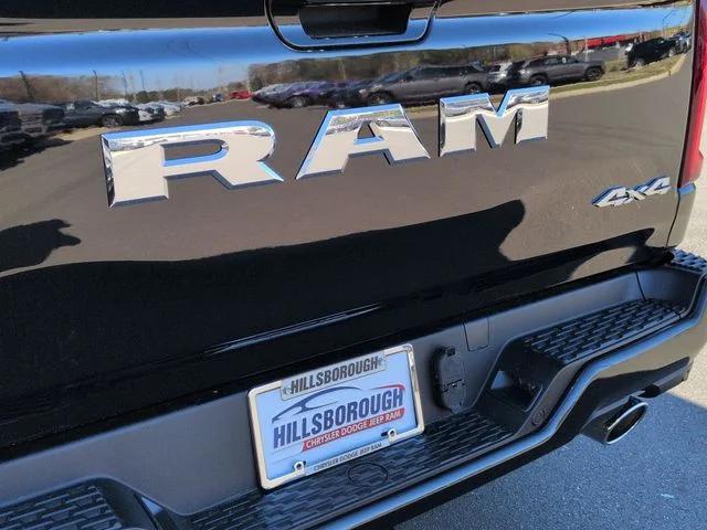 New 2026 Diamond Black Crystal Pearl-Coat Exterior Paint RAM LARAMIE image 22
