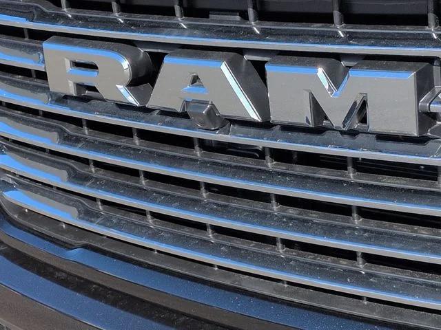 New 2026 Diamond Black Crystal Pearl-Coat Exterior Paint RAM LARAMIE image 24
