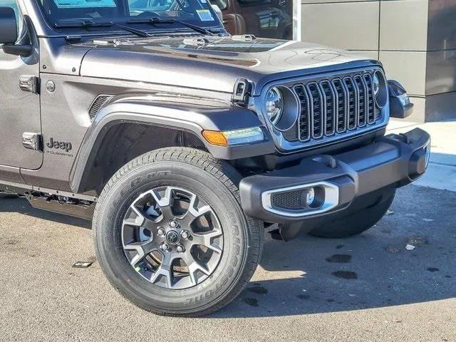 2026 Jeep Gladiator GLADIATOR SAHARA 4X4