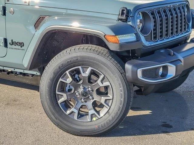 2026 Jeep Gladiator GLADIATOR SAHARA 4X4