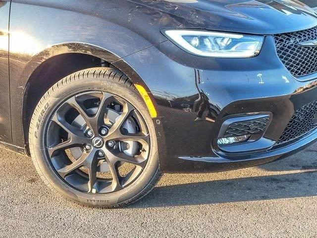 2026 Chrysler Pacifica PACIFICA LIMITED AWD