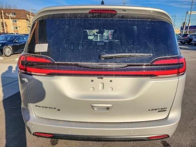 2026 Chrysler Pacifica Limited AWD