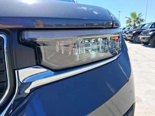New 2026 Baltic Gray Metallic Clear-Coat Exterior Paint Jeep Laredo X image 9