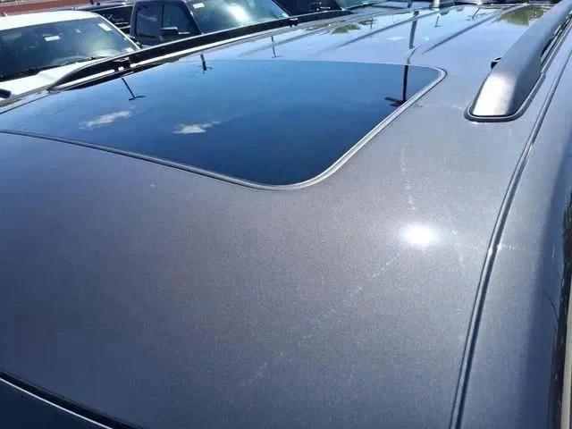 New 2026 Baltic Gray Metallic Clear-Coat Exterior Paint Jeep Laredo X image 11
