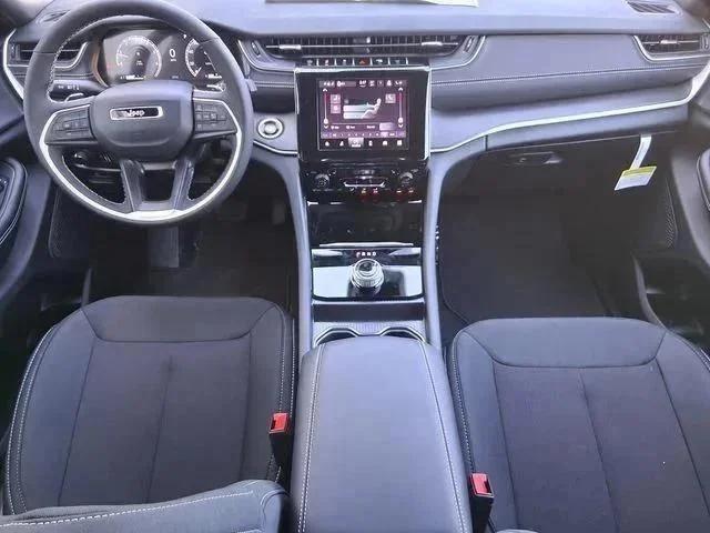 New 2026 Baltic Gray Metallic Clear-Coat Exterior Paint Jeep Laredo X image 14