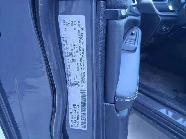 New 2026 Baltic Gray Metallic Clear-Coat Exterior Paint Jeep Laredo X image 30