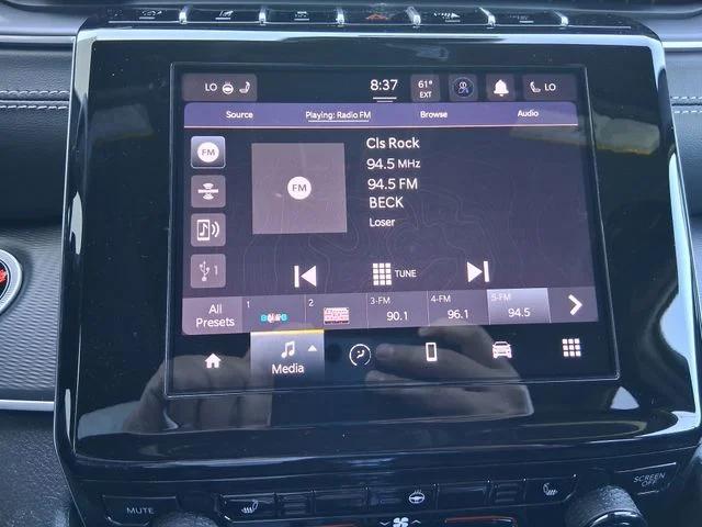 2026 Jeep Grand Cherokee Altitude 4x2