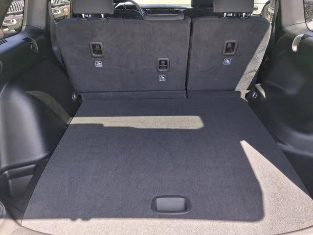 2026 Jeep Grand Cherokee Altitude 4x2