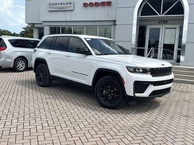 2026 Jeep Grand Cherokee GRAND CHEROKEE LAREDO ALTITUDE 4X4