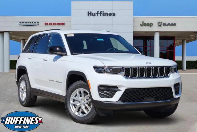 2026 Jeep Grand Cherokee GRAND CHEROKEE LAREDO 4X4