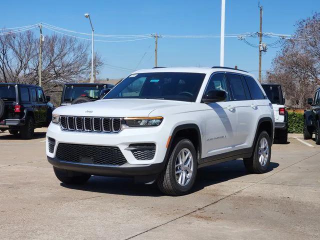 2026 Jeep Grand Cherokee GRAND CHEROKEE LAREDO 4X4