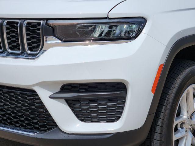 2026 Jeep Grand Cherokee Altitude 4x4
