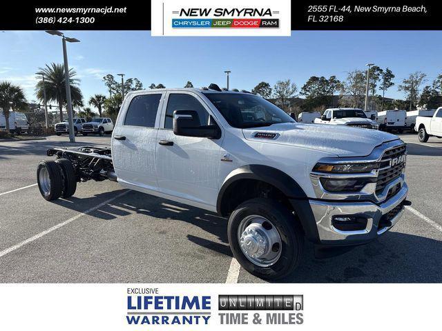 2026 RAM Ram 5500 Chassis Cab RAM 5500 TRADESMAN CHASSIS CREW CAB 4X4 84 CA