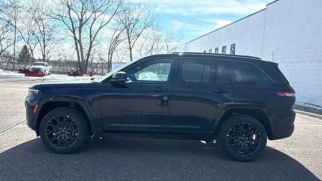 2026 Jeep Grand Cherokee GRAND CHEROKEE SUMMIT 4X4