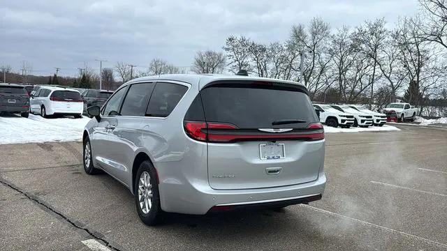 2026 Chrysler Pacifica PACIFICA SELECT