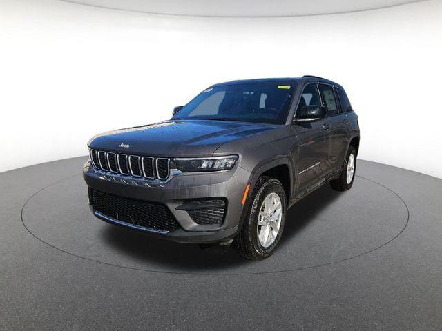 2026 Jeep Grand Cherokee GRAND CHEROKEE LAREDO X 4X4