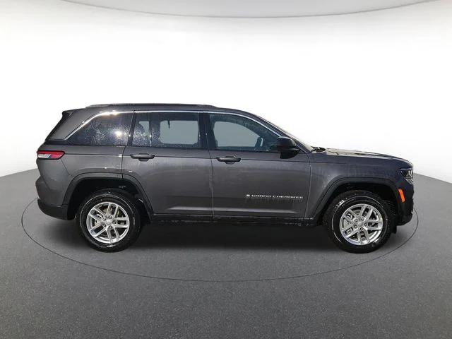 2026 Jeep Grand Cherokee GRAND CHEROKEE LAREDO X 4X4