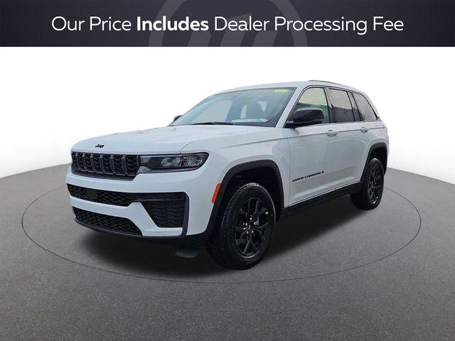 2026 Jeep Grand Cherokee GRAND CHEROKEE LAREDO ALTITUDE 4X4