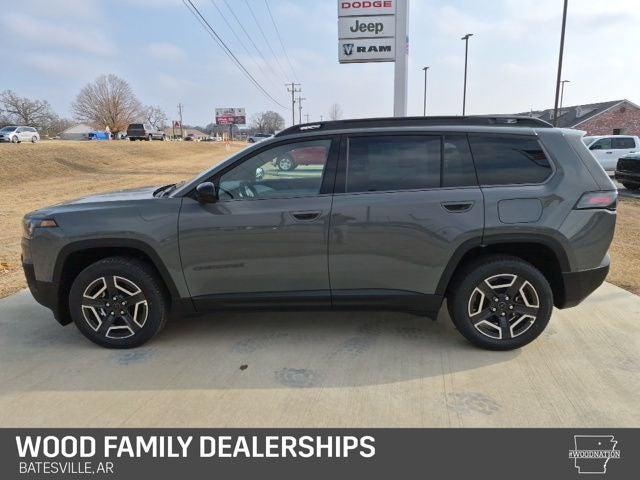 2026 Jeep Cherokee Laredo 4x4