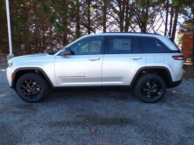 2026 Jeep Grand Cherokee GRAND CHEROKEE LAREDO ALTITUDE 4X4 2026 Jeep Grand Cherokee GRAND CHEROKEE LAREDO ALTITUDE 4X4