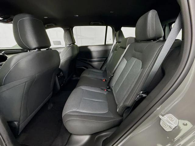 2026 Jeep Cherokee Laredo 4x4