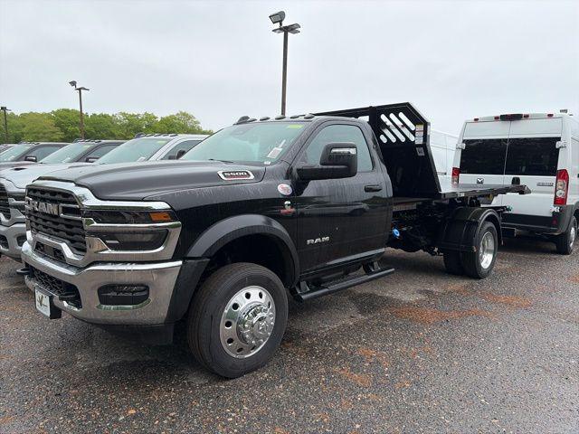 2026 RAM Ram 5500 Chassis Cab RAM 5500 BIG HORN CHASSIS REGULAR CAB 4X4 84 CA