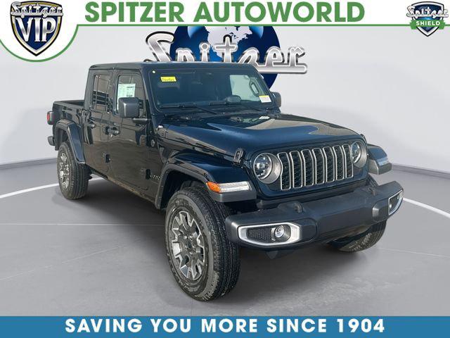 2026 Jeep Gladiator GLADIATOR SAHARA 4X4