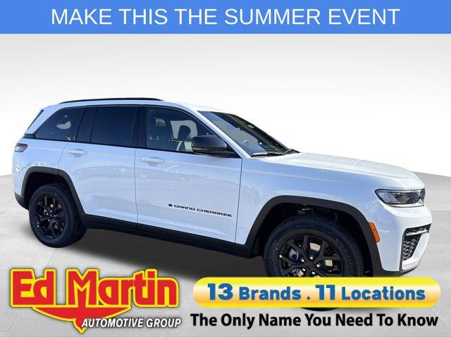 2026 Jeep Grand Cherokee GRAND CHEROKEE LAREDO ALTITUDE 4X4 2026 Jeep Grand Cherokee GRAND CHEROKEE LAREDO ALTITUDE 4X4