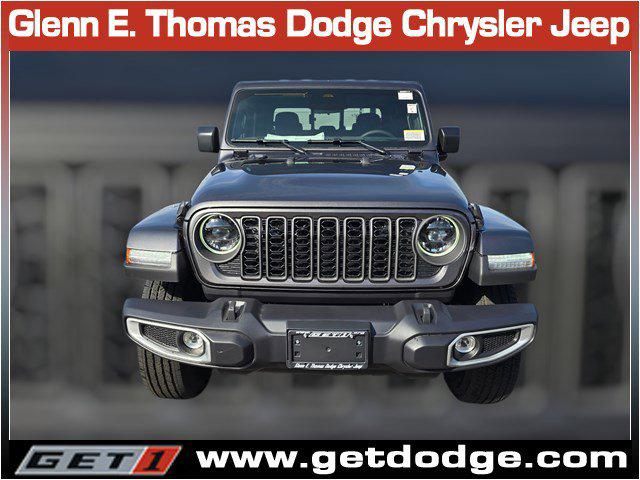 2026 Jeep Gladiator GLADIATOR SAHARA 4X4