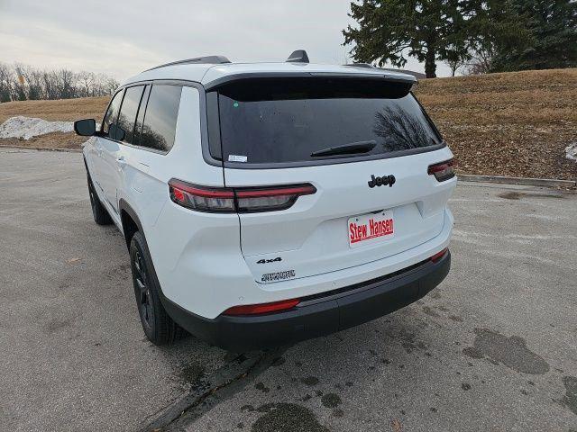 2026 Jeep Grand Cherokee GRAND CHEROKEE L LAREDO ALTITUDE 4X4