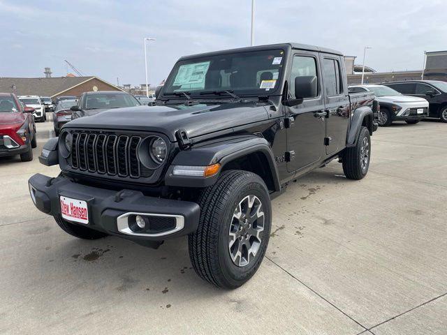 2026 Jeep Gladiator GLADIATOR SAHARA 4X4