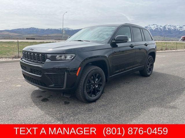 2026 Jeep Grand Cherokee Altitude 4x4