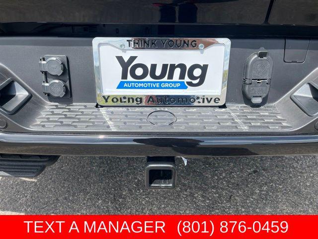 2026 Ram 1500 Tungsten Crew Cab 4x4 5'7" Box