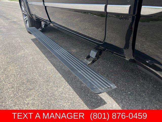2026 Ram 1500 Tungsten Crew Cab 4x4 5'7" Box