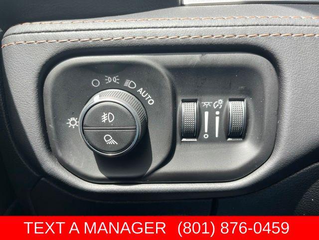 2026 Ram 1500 Tungsten Crew Cab 4x4 5'7" Box