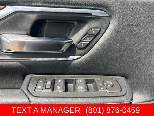 2026 Ram 1500 Laramie Crew Cab 4x4 5'7" Box