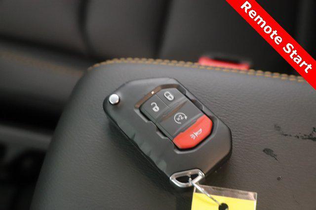 2026 Jeep Gladiator GLADIATOR SAHARA 4X4