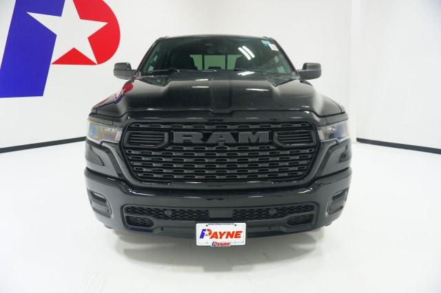 2026 RAM Ram 1500 RAM 1500 EXPRESS CREW CAB 4X2 57 BOX