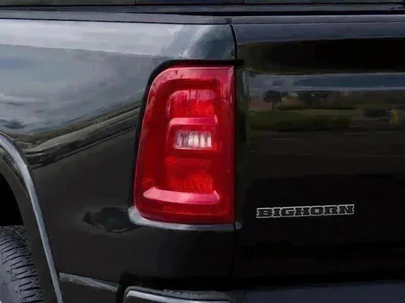 New 2026 Diamond Black Crystal Pearl-Coat Exterior Paint RAM Big Horn/Lone Star image 9