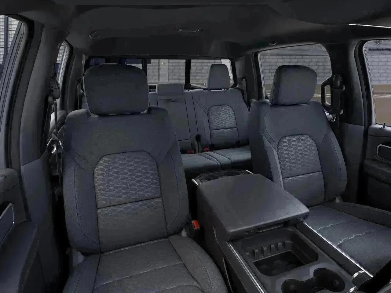 New 2026 Diamond Black Crystal Pearl-Coat Exterior Paint RAM Big Horn/Lone Star image 16